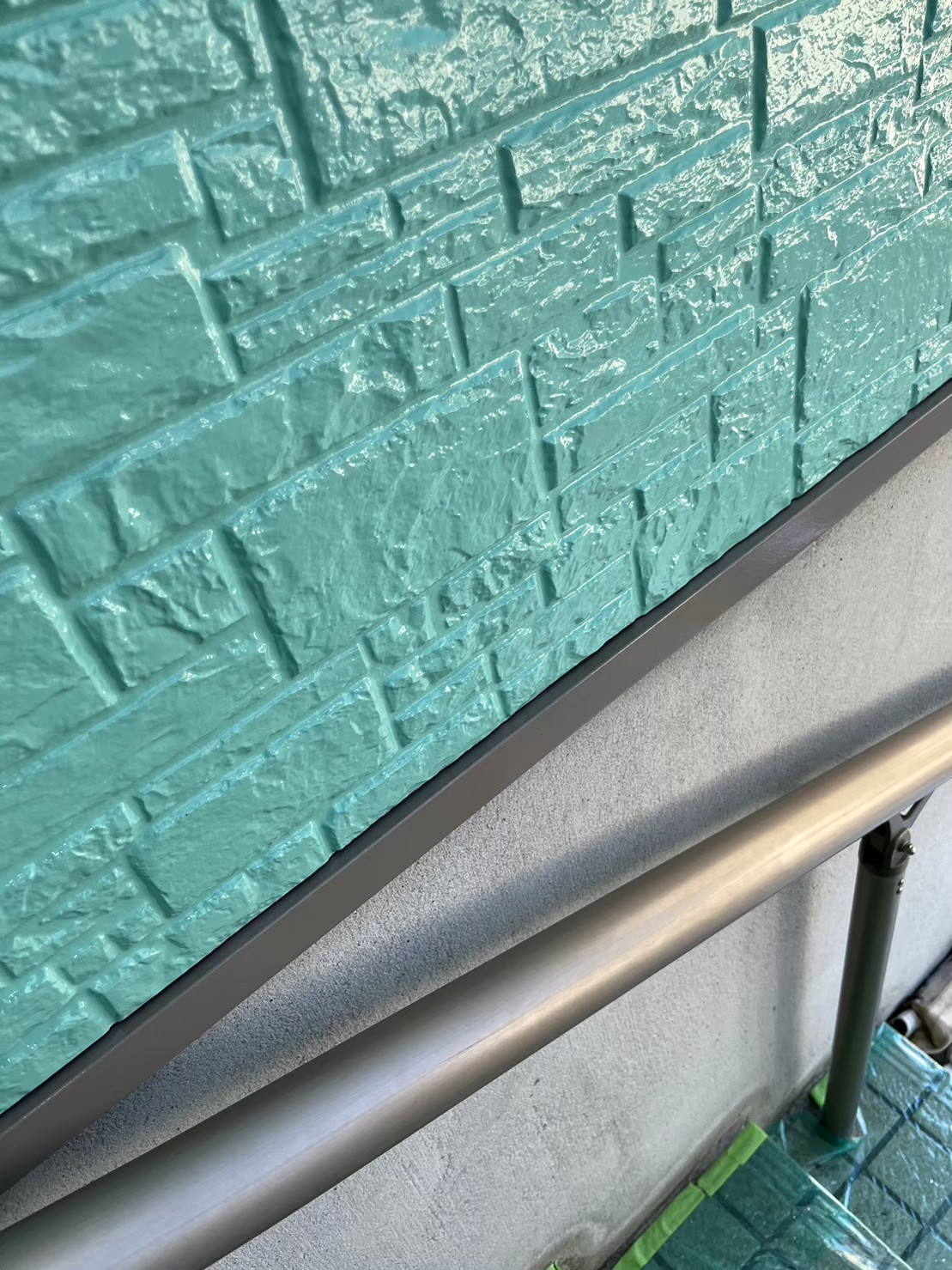 磯子区K様邸水切り塗装後